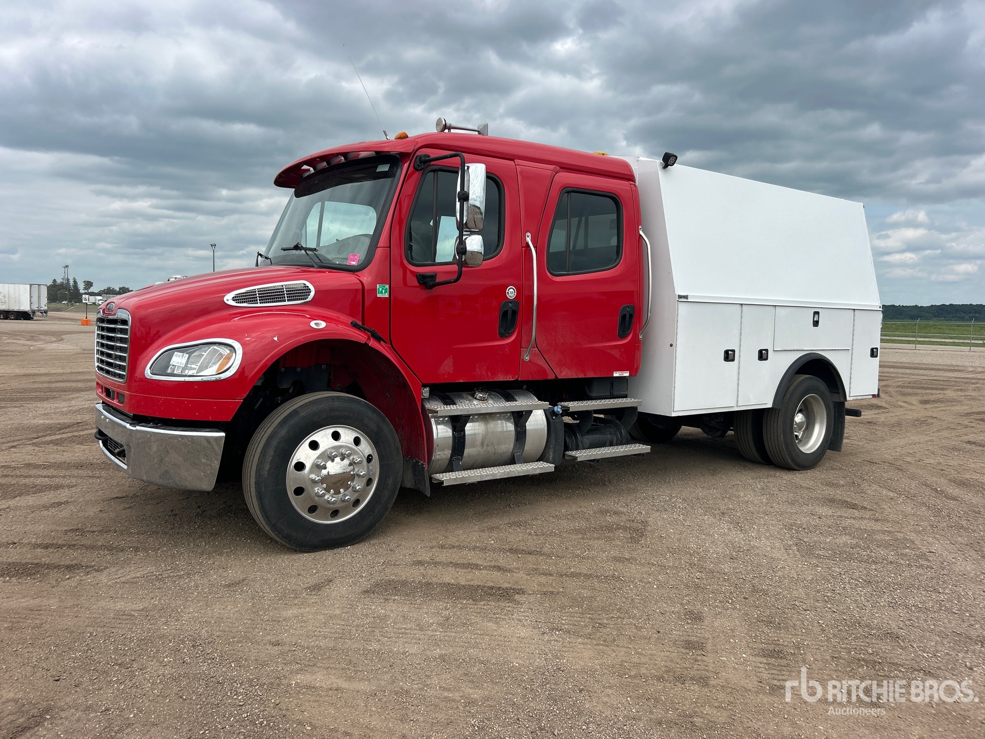 2020 Freightliner M2 106 4x2 Crew Cab Utility Truck