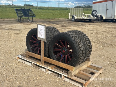 Quantity of (4) 305/55R20 Tyres