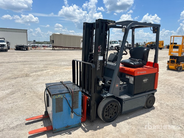 2008 Toyota 7FBCU25 4400 lb Electric Forklift
