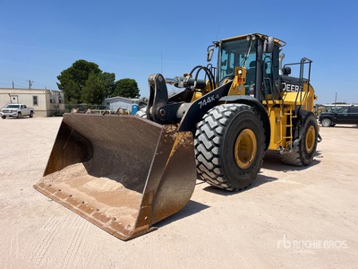 2017 John Deere 744K II Wheel Loader