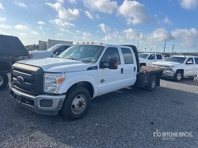 2016 Ford F-350 XL 4x2 Extended Cab Flatbed Truck