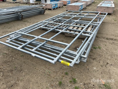 Quantity of (6) 14 ft 5 in Livestock Panel