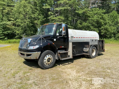 2009 International 4400 4x2 Propane Delivery Truck
