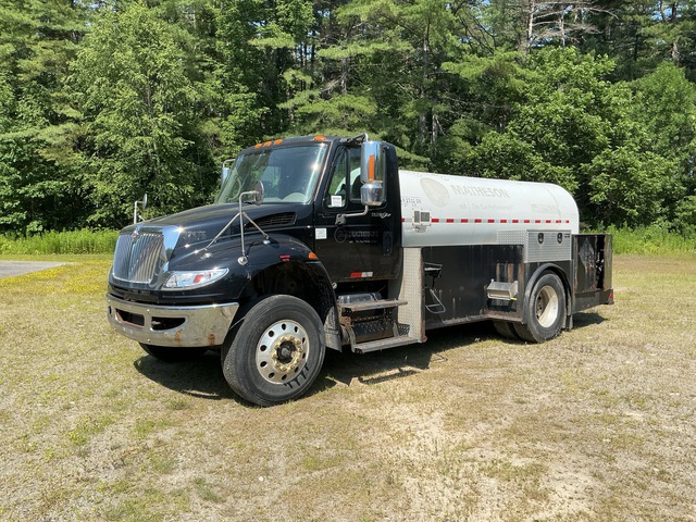 2009 International 4400 4x2 Propane Delivery Truck