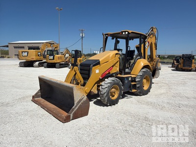 2023 Cat 420-07 4x4 Retroexcavadora