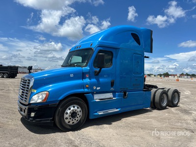 2017 Freightliner Cascadia 125 6x4 Tracteur Routier Couchette