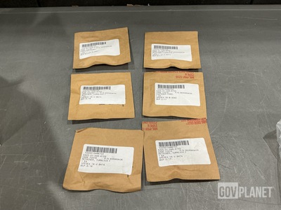 (66) Kampi Components 80R869H36 Turnlock Fastener Eject Retainers