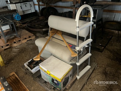 Boat Seat & Paddles Pièces divers