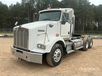 2008 Kenworth T800 6x4 T/A Day Cab Truck Tractor