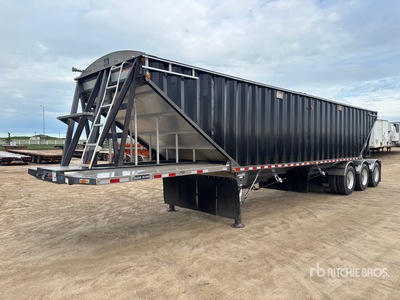 2021 Lode King Prestige 45 ft Tri/A Belly Grain Trailer