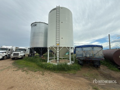 Westeel 1620F Smooth Wall Hopper Grain Bin