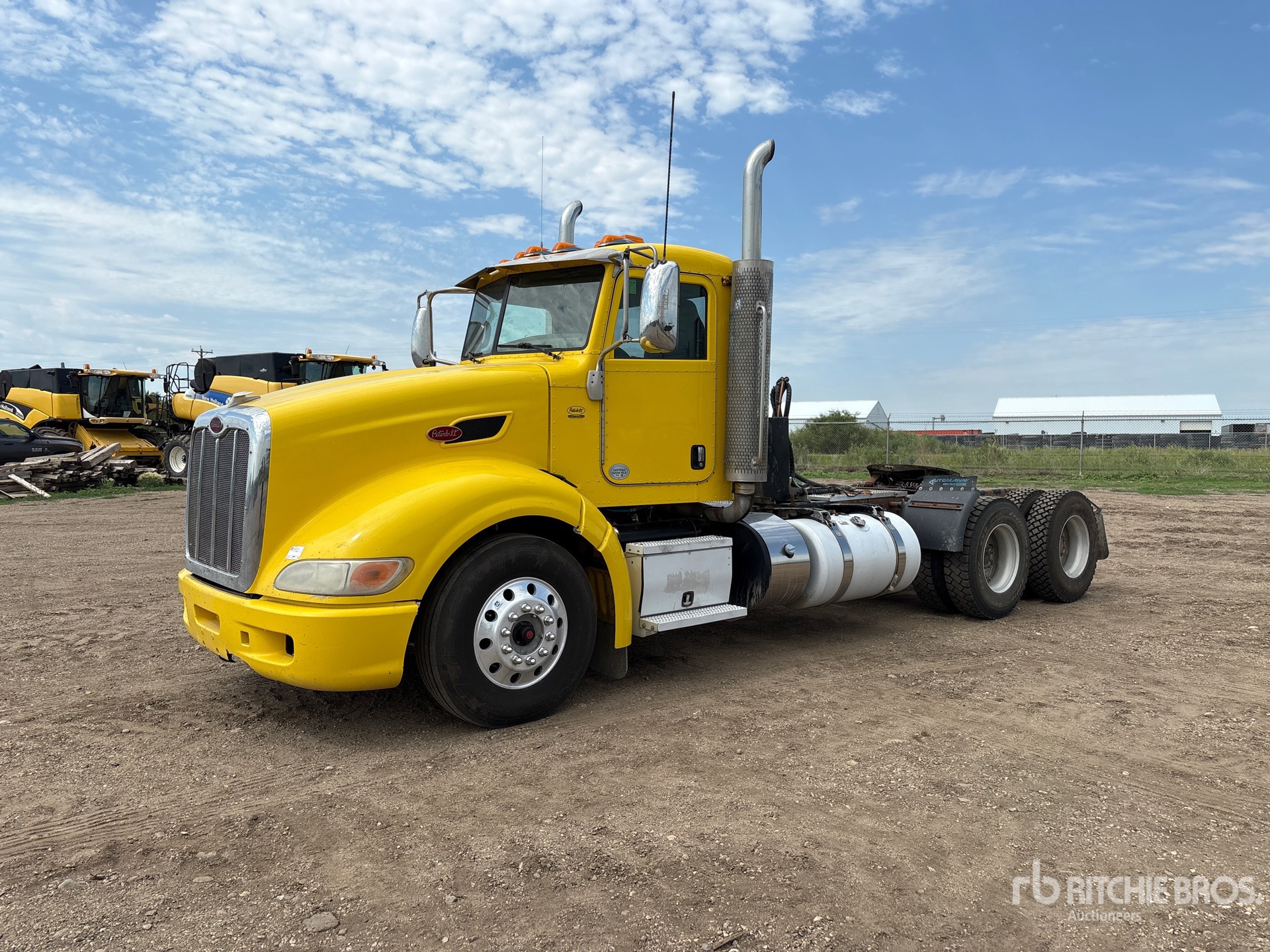 2012 Peterbilt 386 6x4 T/A Day Cab Truck Tractor
