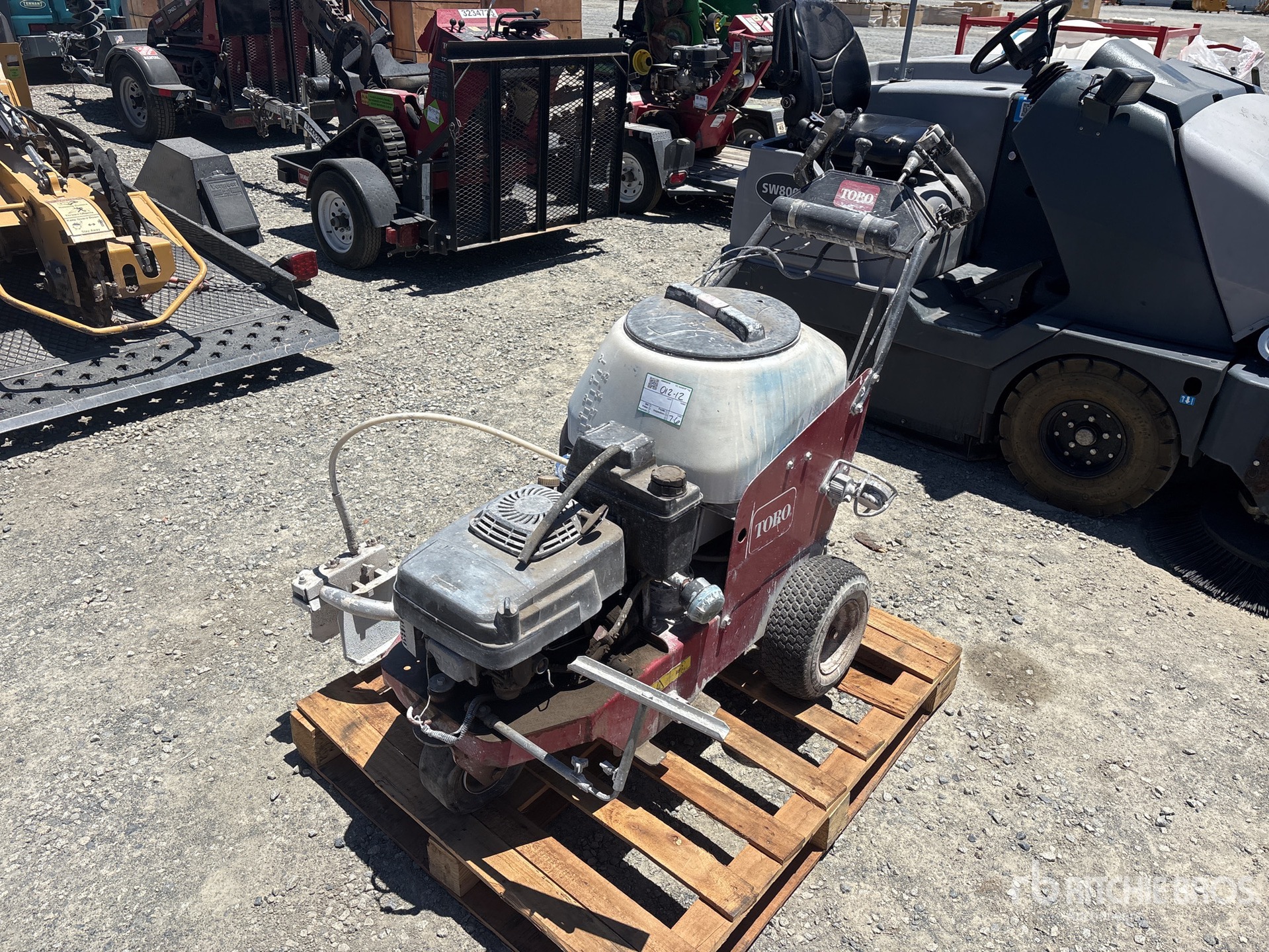 Toro 1200 Line Maker Paint Striper