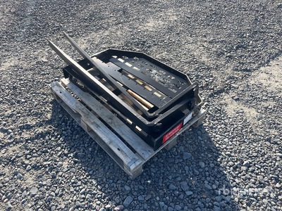 2026 GIYI GY-DHC 1500 mm Skid Steer Forks (Unused)