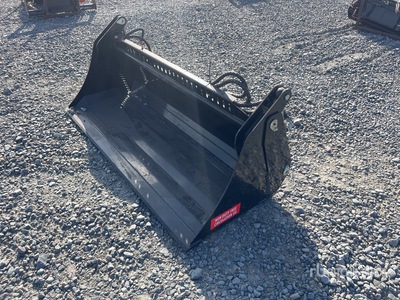 2026 GIYI GY-KH72F 1800 mm Q/C Multi-Purpose Skid Steer Bucket (Unused)