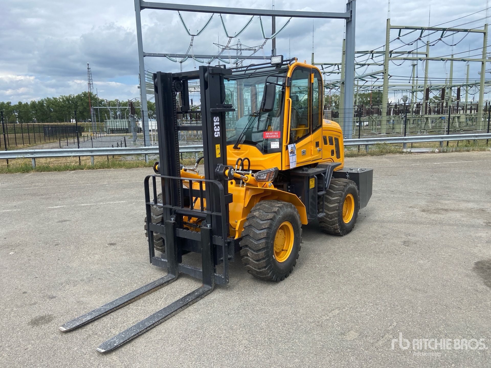 2026 SDLOOL SL-35 7716 lb 4x4 Rough Terrain Forklift (Unused)