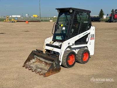 2015 Bobcat S70 شاحنة جرافة