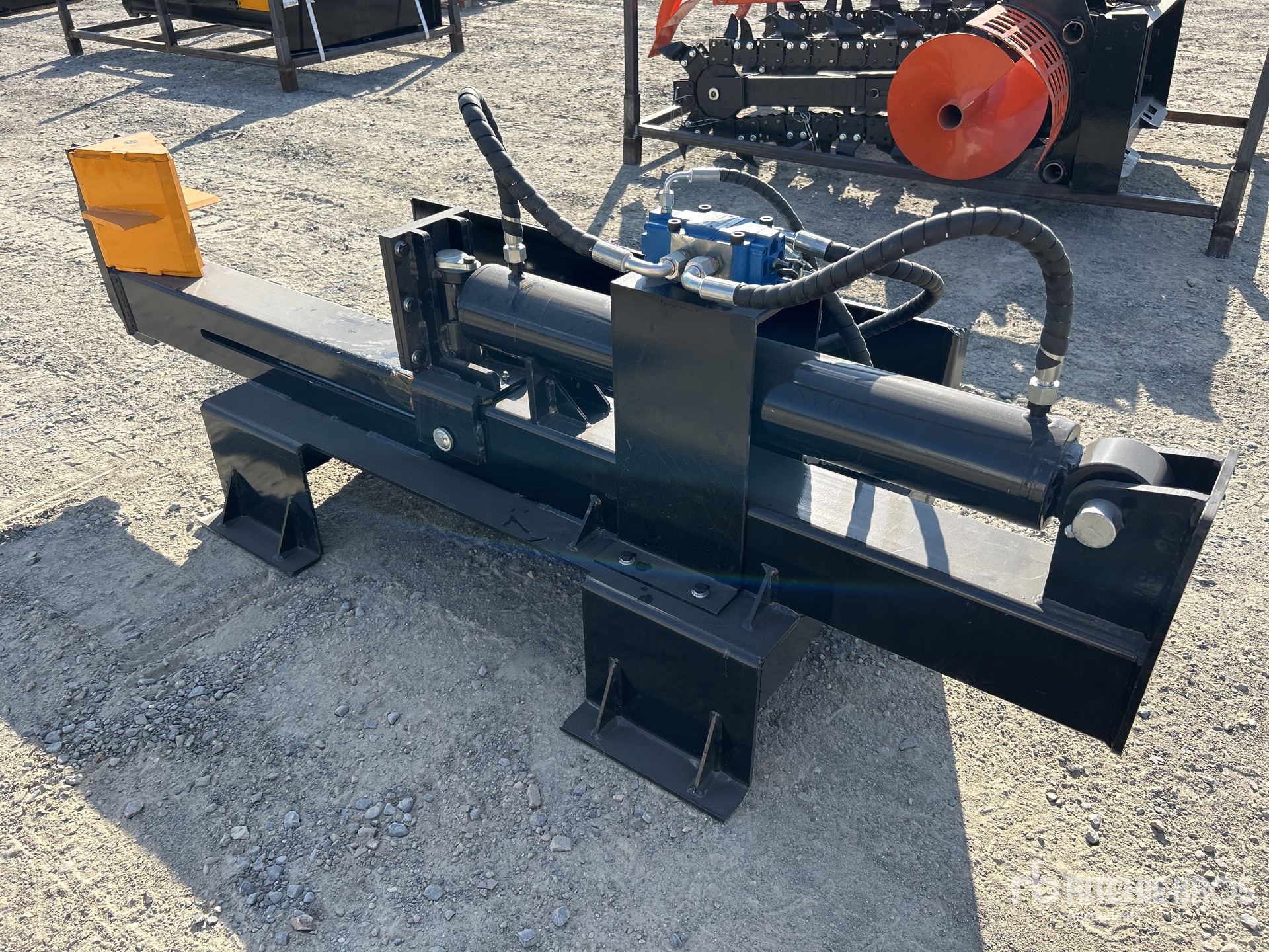 2026 GIYI GY-SLS79 Skid Steer Log Splitter (Unused)
