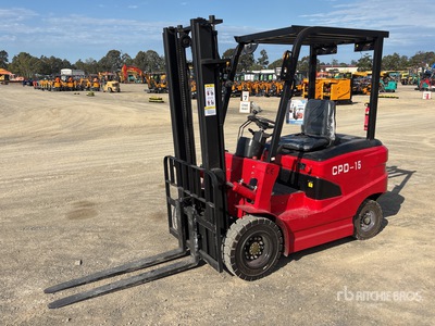 2026 SDLOOL SL-D15 3300 lb Electric Forklift (Unused)