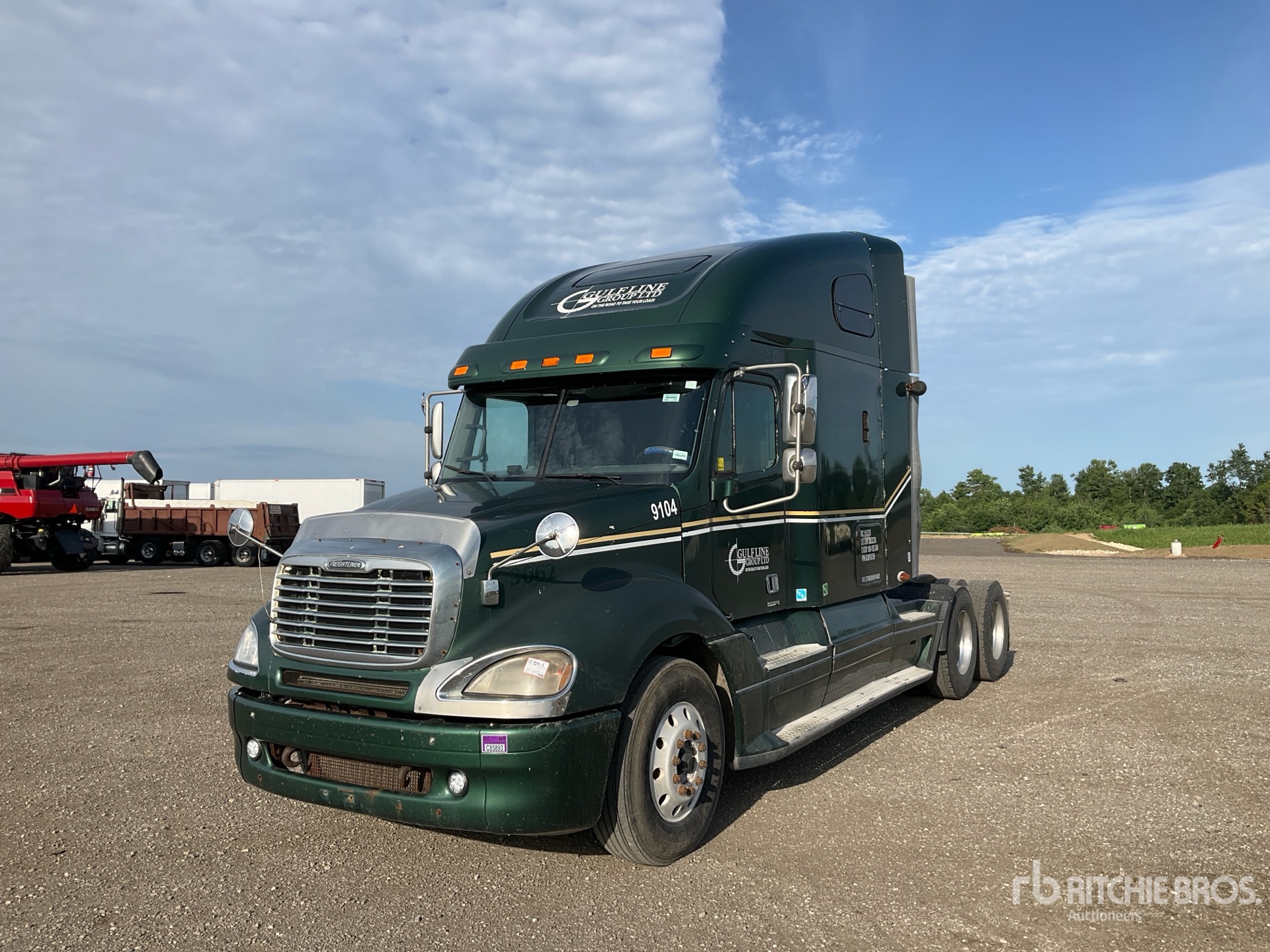 2006 Freightliner Columbia 120 6x4 T/A Sleeper Truck Tractor
