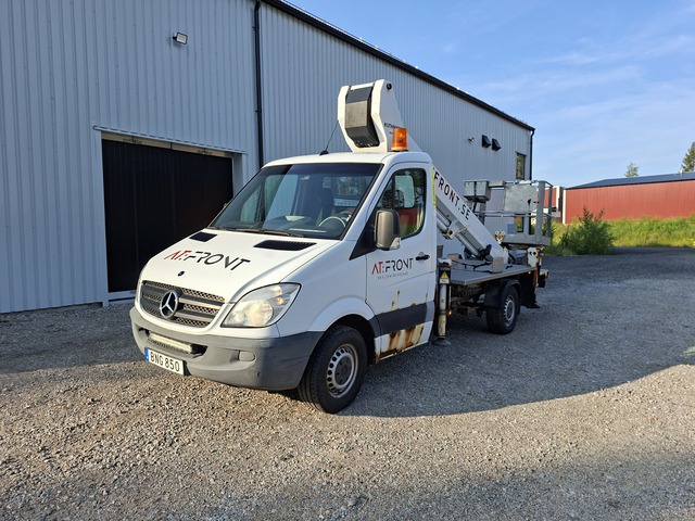 2008 Ruthmann TB220 on 2008 Mercedes-Benz Sprinter 311CDI Bucket Truck 2008 Ruthmann TB220 on 2008 Mercedes-Benz Sprinter 311CDI Bucket Truck