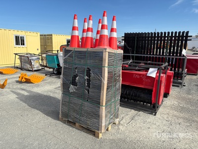 Quantity of (250) 2026 Terratop CT-75 Cônes d'autoroute (Unused)