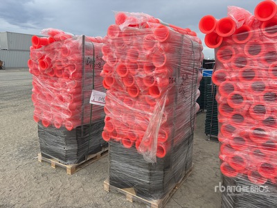 Quantity of (100) 2025 Terratop TC-100 Traffic Delineators