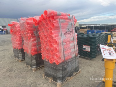 Quantity of (100) 2025 Terratop TC-100 Traffic Delineators