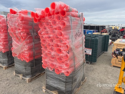 Quantity of (100) 2025 Terratop TC-100 Traffic Delineators