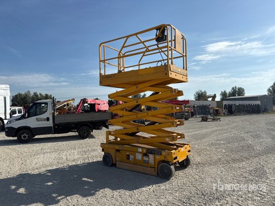 2019 Haulotte COMPACT 12 Electric Scissor Lift