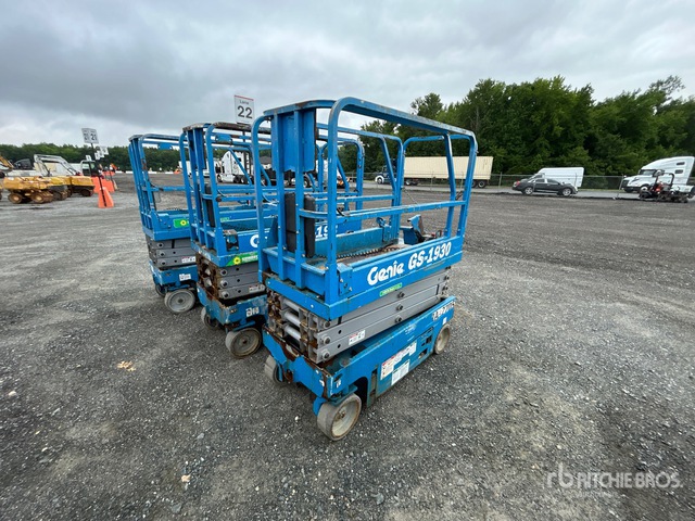 2016 Genie GS-1930 Electric Scissor Lift