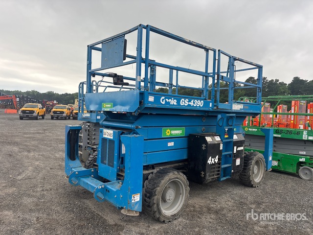 2016 Genie GS-4390RT 4x4 Diesel Scissor Lift