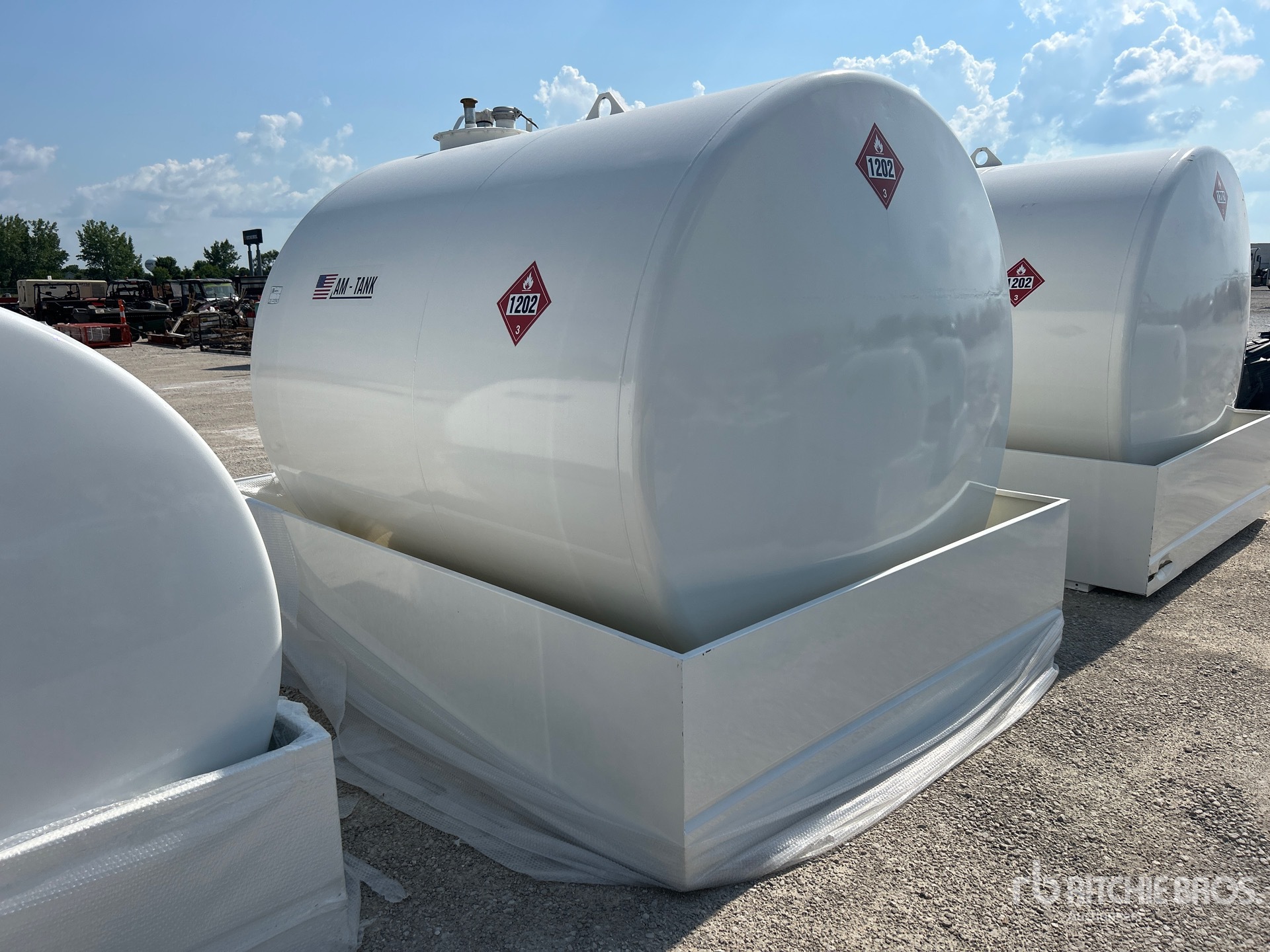 2026 AM Tank 2376 gal Skid Mounted Steel Diesel Storage and Dispensing Tank (Unused)