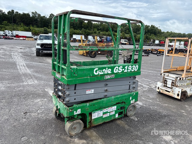 2016 Genie GS1930 Electric Scissor Lift