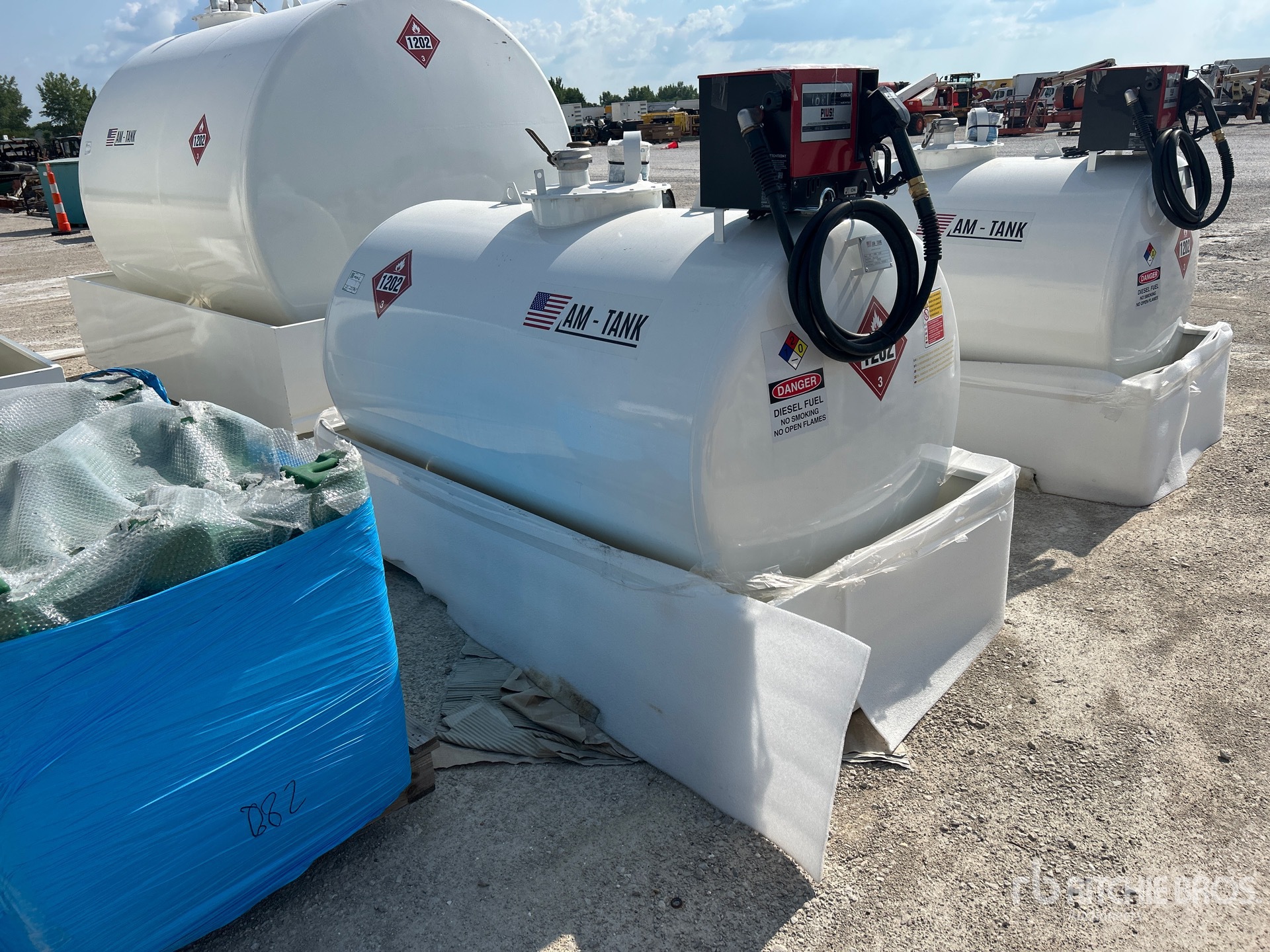 2026 AM Tank 555 gal Skid Mounted Steel Diesel Storage and Dispensing Tank (Unused)