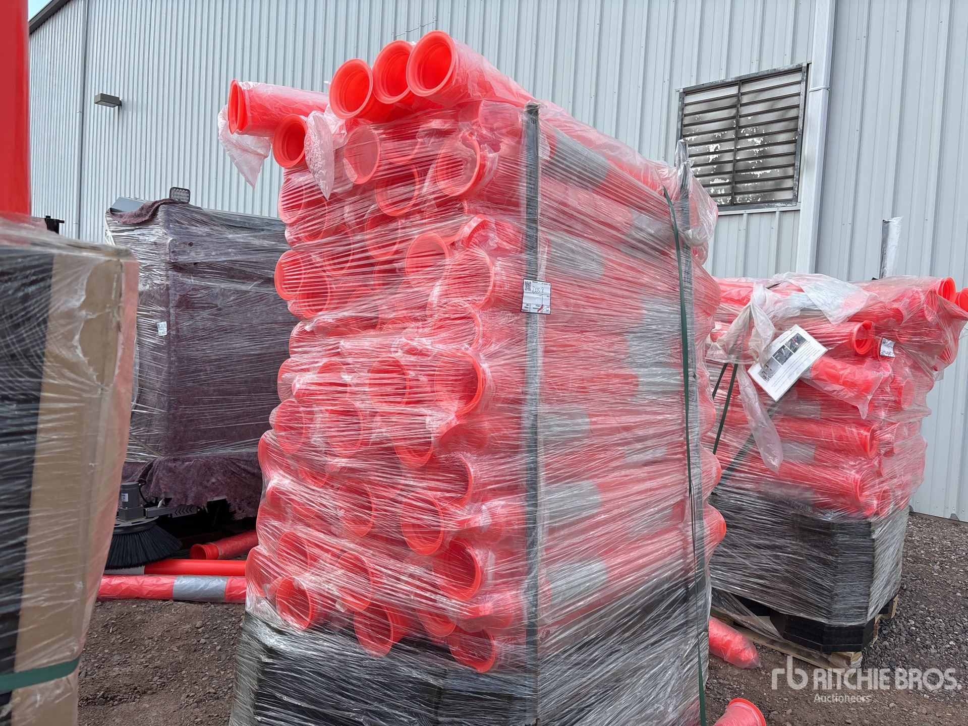 Quantity of (100) 2026 Terratop TC-100 Delineator (Unused)