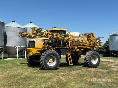 2009 Rogator 1084 SSC 100 ft High Clearance Self-Propelled Sprayer