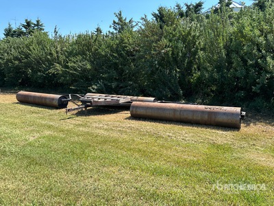 Custom Built 34 ft Land Roller