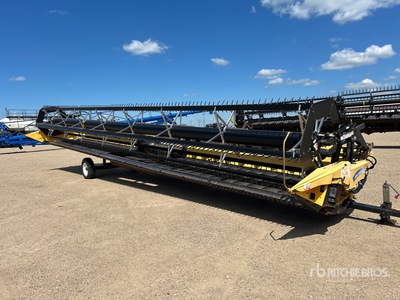 2011 New Holland 36 ft Flex Draper Combine Header
