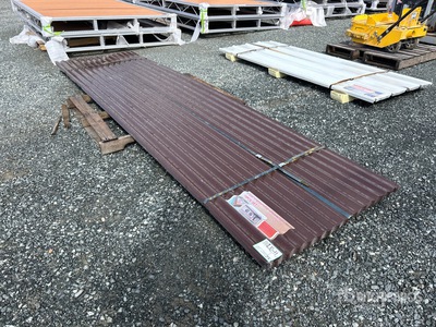 Quantity of (70) 3 ft x 12 ft Brown Metal Roof Panel معدات بناء متنوعة (Unused)