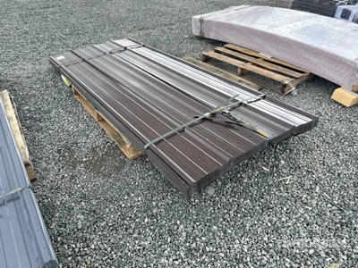 Quantity of (70) 3 ft x 8 ft Metal Roof Panels معدات بناء متنوعة (Unused)