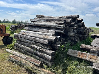 Quantity of (80) Railroad Ties Divers - Magasin, entrepôt, consommateur