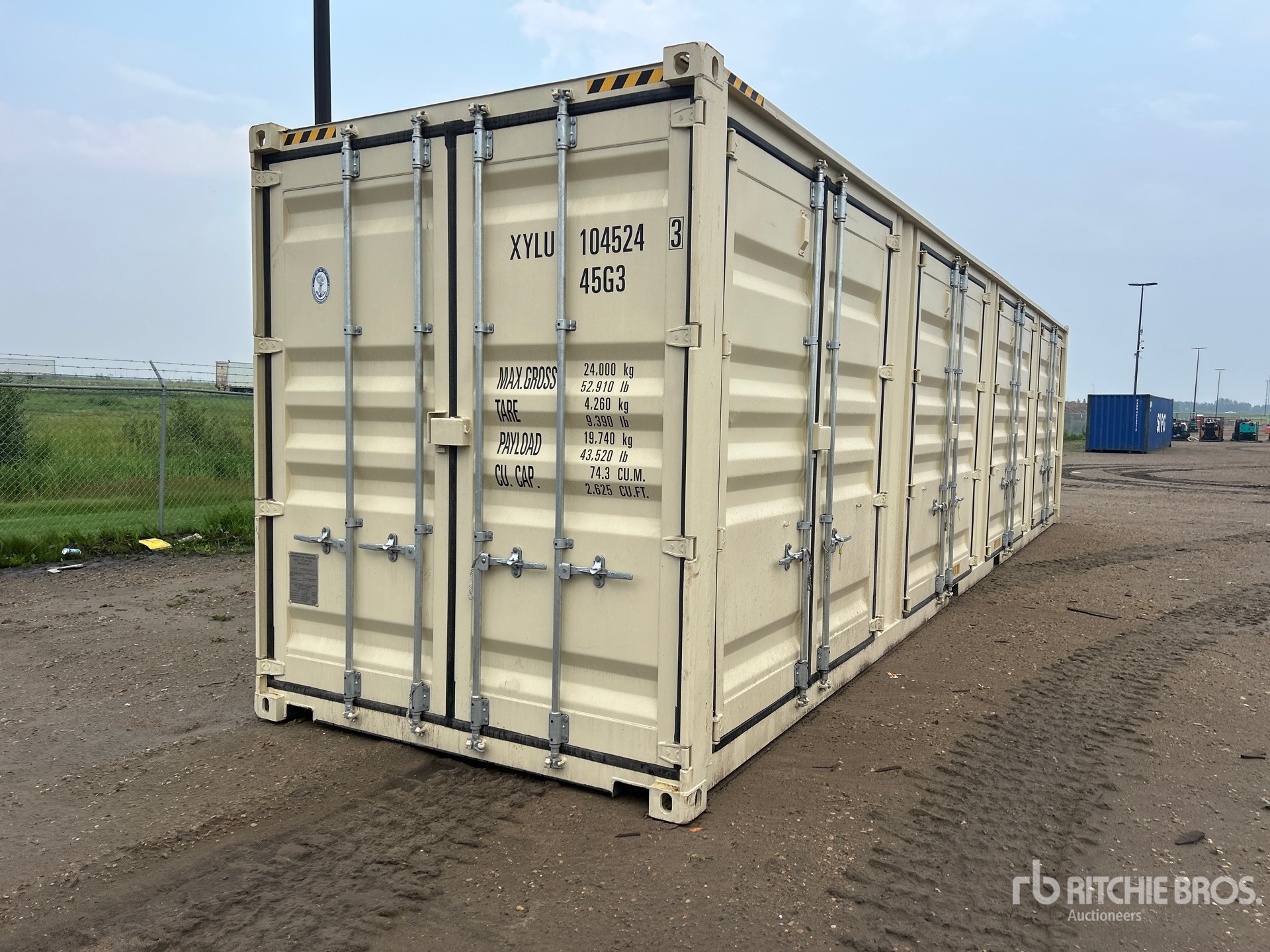 2026 40 ft High Cube Multi-Door Storage Container
