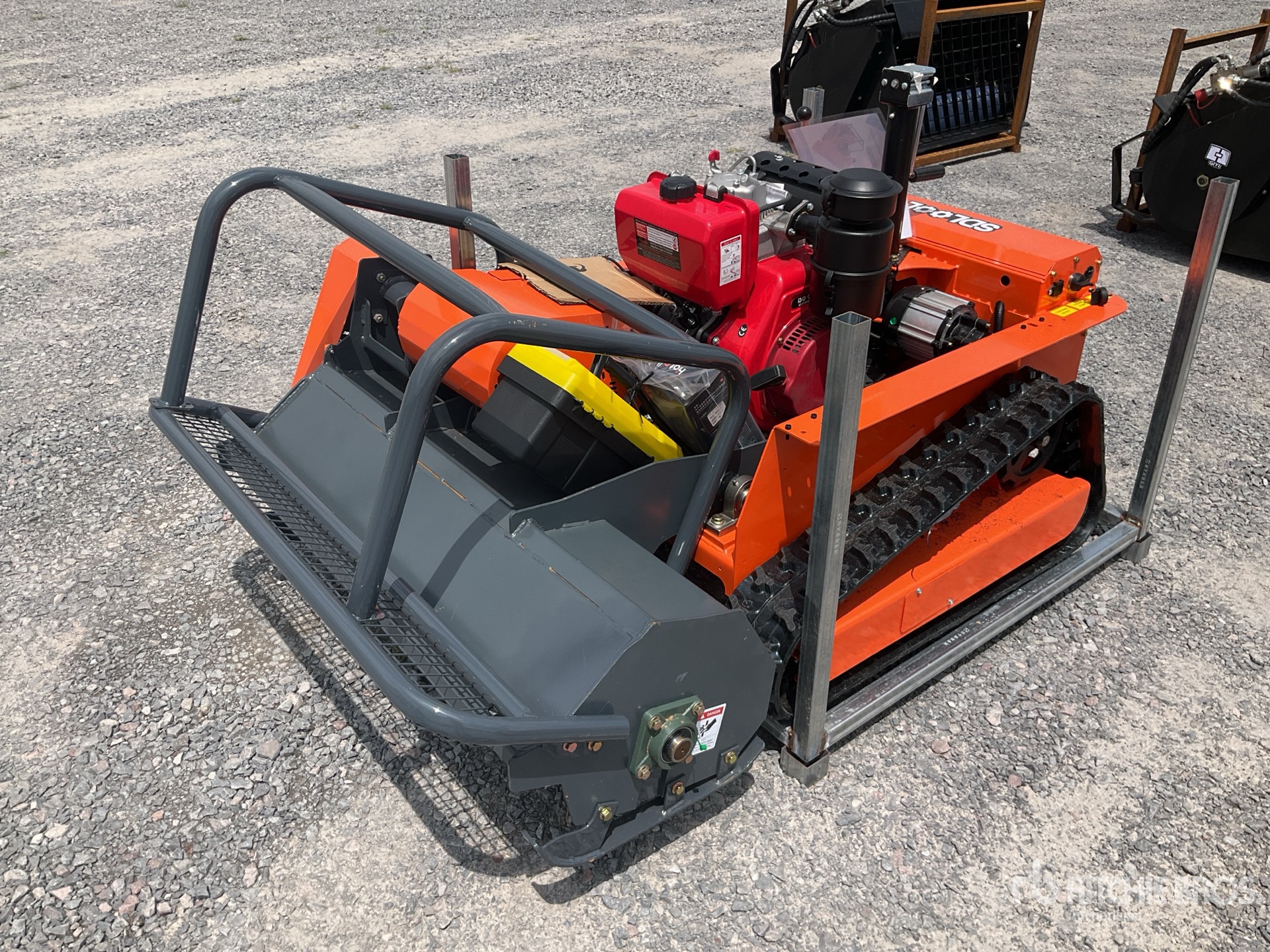 2026 SDLOOL D1000 Desmalezadora sobre Orugas (Sin Usar) / Mulcher Lawn Mower (Unused)