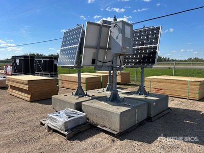 Quantity of (4) Solar Tech Solar Panels ورش و مخازن متنوعة