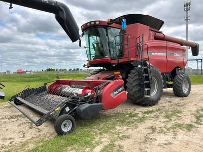 2008 Case IH 8010 Combine Harvester