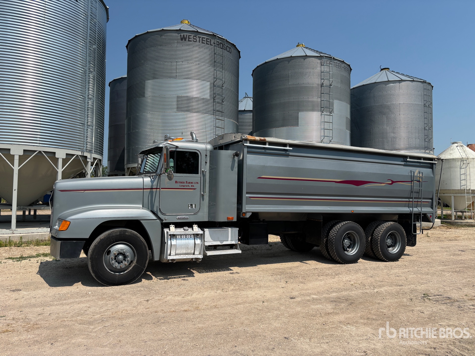 1998 Freightliner FLD120 6x4 Grain Truck