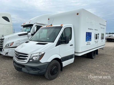 2017 Mercedes-Benz SPRINTER 4x2 Van Truck