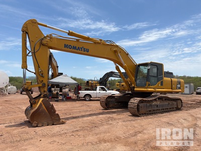 2013 Komatsu PC450LC-8 Tracked Excavator