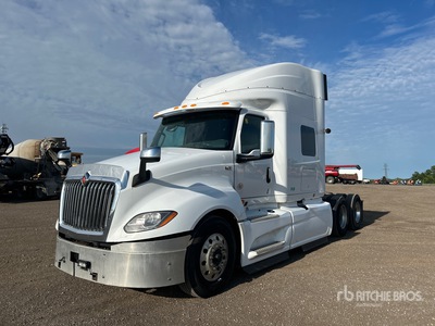2020 International LT625 6x4 Cabeza Tractora Cabina Dormitorio